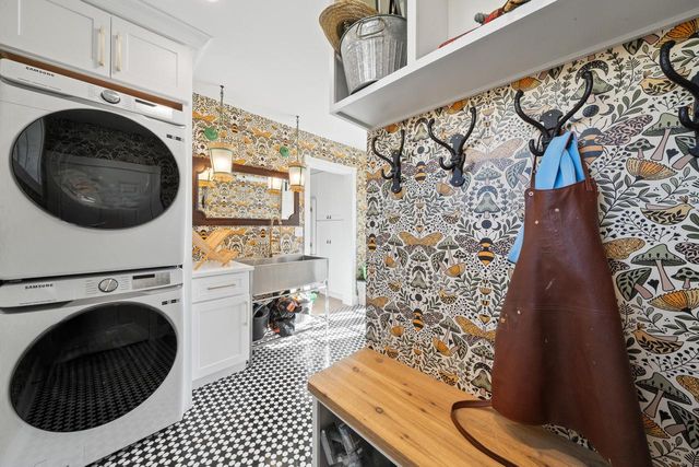 N1702 Durand LANE, Lake Geneva, WI 53147