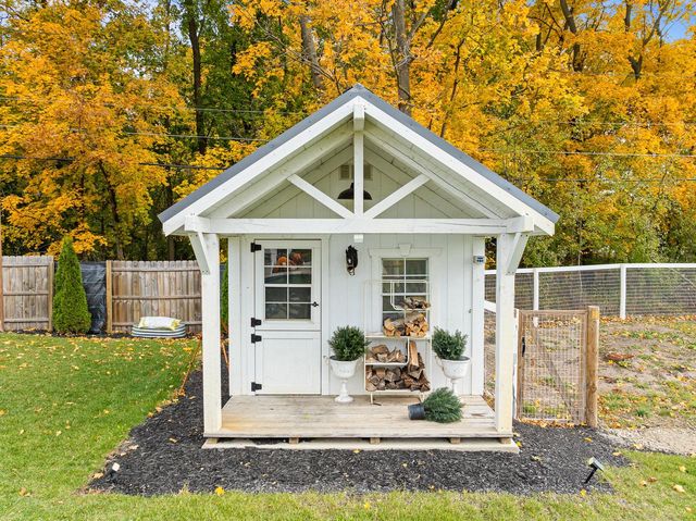 N1702 Durand LANE, Lake Geneva, WI 53147