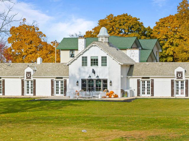 N1702 Durand LANE, Lake Geneva, WI 53147