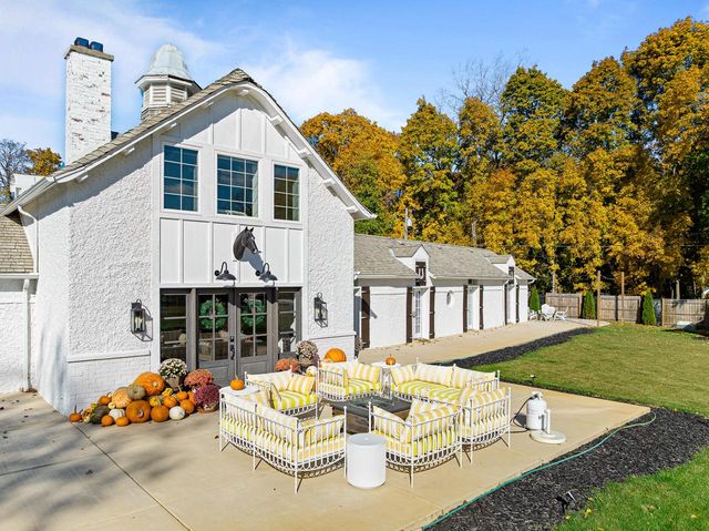 N1702 Durand LANE, Lake Geneva, WI 53147