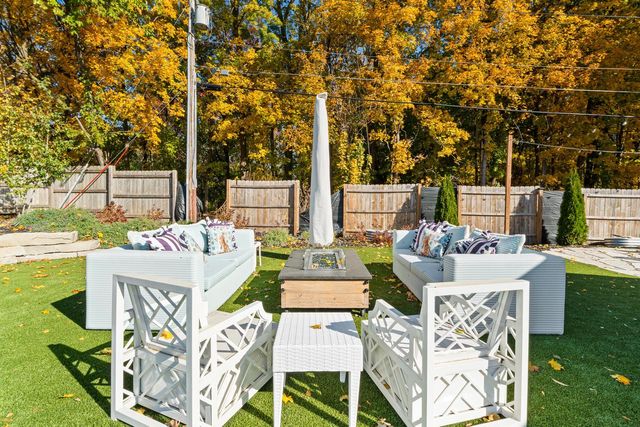 N1702 Durand LANE, Lake Geneva, WI 53147