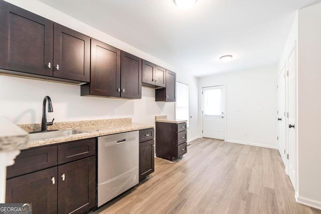 180 Ward St, Macon, GA 31204