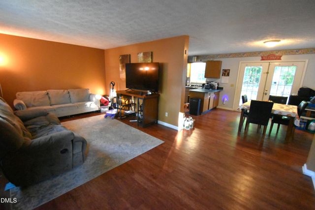 924 Kilby Street, Burlington, NC 27215