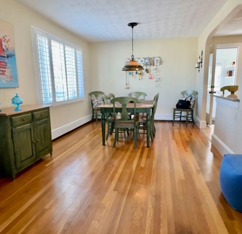 88 Revere St, Hull, MA 02045