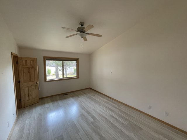 16691 Oakridge Place, La Pine, OR 97739