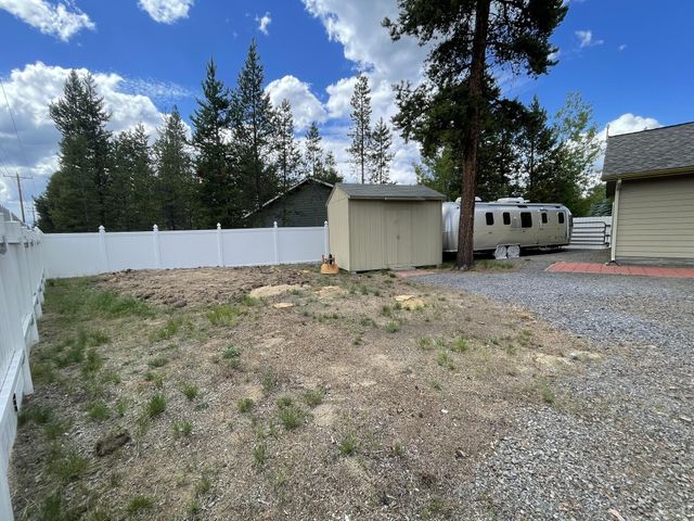 16691 Oakridge Place, La Pine, OR 97739