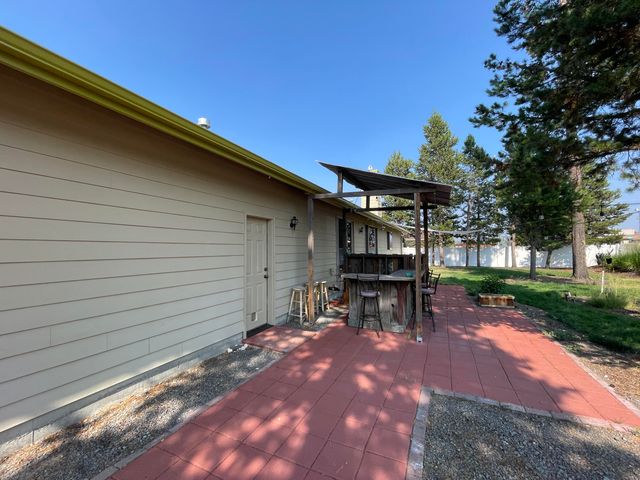 16691 Oakridge Place, La Pine, OR 97739