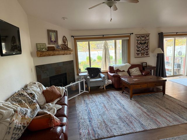 16691 Oakridge Place, La Pine, OR 97739