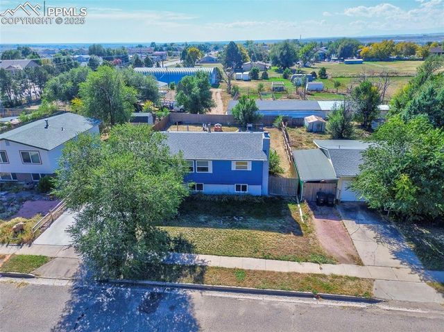 570 Calle Entrada Road, Fountain, CO 80817