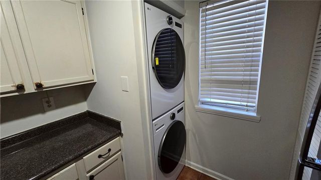 1308 Red Deer Way, Alpharetta, GA 30022