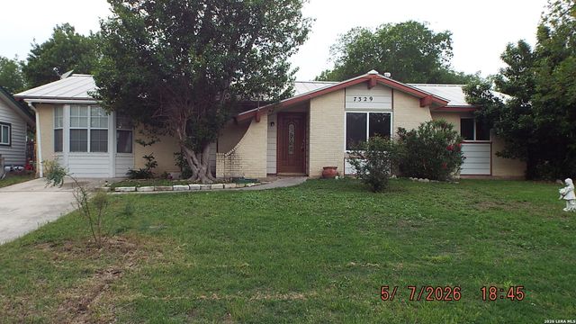 7329 Leading Oaks, Live Oak, TX 78233