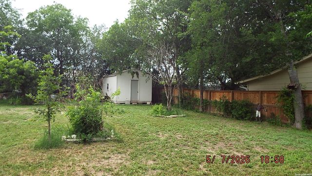 7329 Leading Oaks, Live Oak, TX 78233