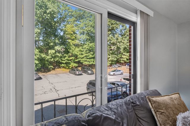 386 Great Rd A8, Acton, MA 01720