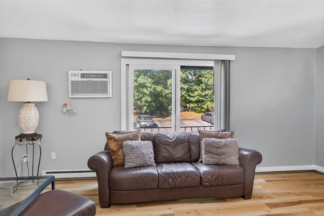 386 Great Rd A8, Acton, MA 01720