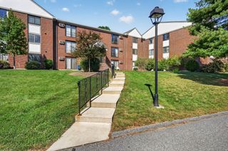 386 Great Rd A8, Acton, MA 01720