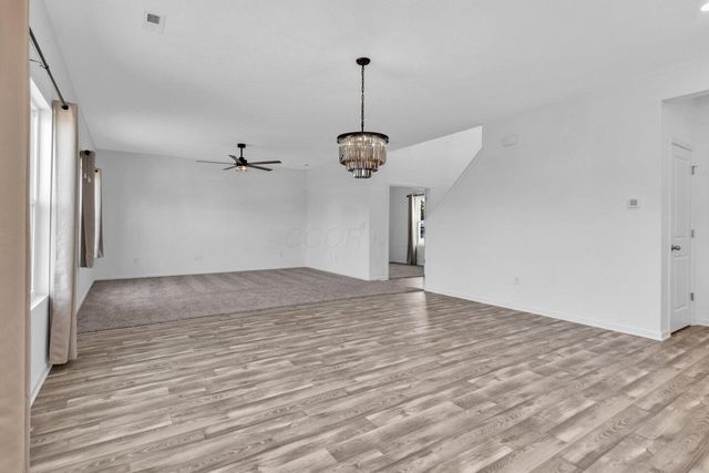 325 Juhl Court, Circleville, OH 43113