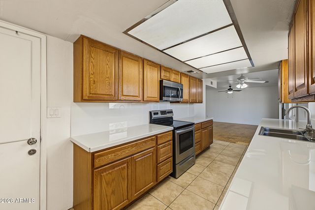 12034 N 29TH Street, Phoenix, AZ 85028