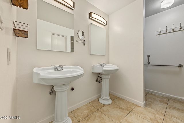 12034 N 29TH Street, Phoenix, AZ 85028