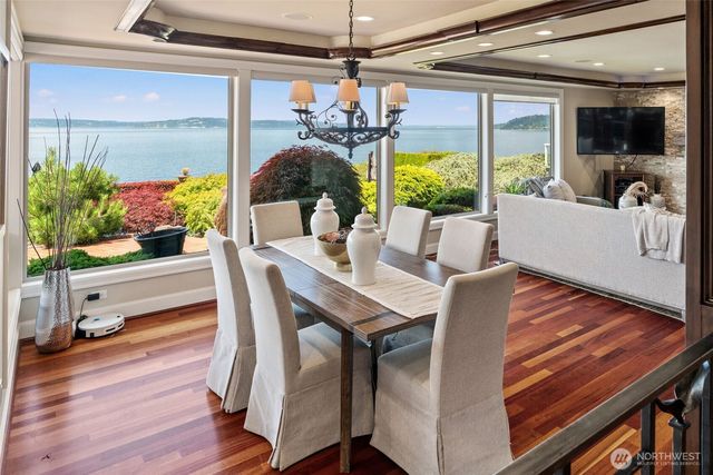 8723 Talbot Road, Edmonds, WA 98026