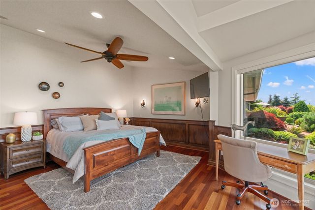 8723 Talbot Road, Edmonds, WA 98026