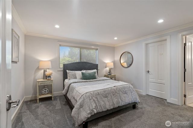 8723 Talbot Road, Edmonds, WA 98026