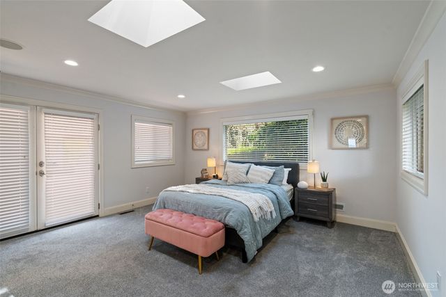 8723 Talbot Road, Edmonds, WA 98026