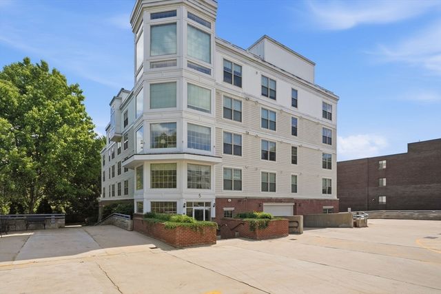 5 Ballister St 523, Wakefield, MA 01880