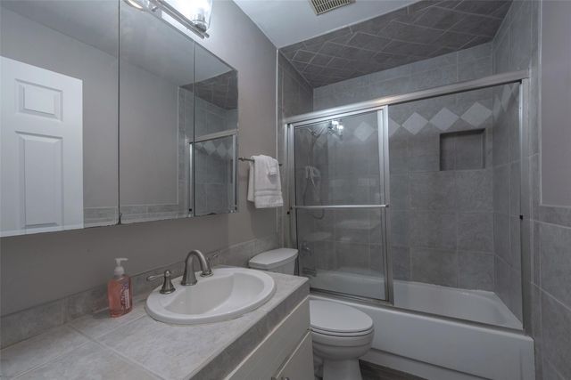 2511 Marilee Lane 1, Houston, TX 77057