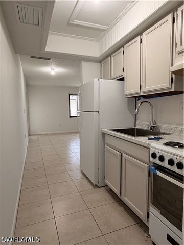 3318 Del Prado BLVD S, Cape Coral, FL 33904