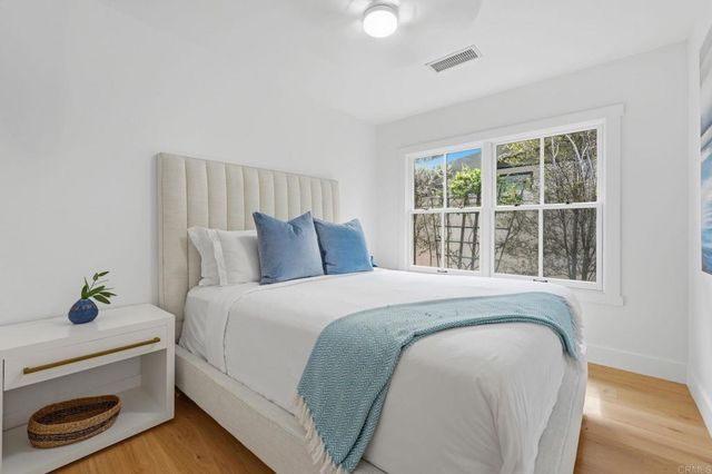 1820 Coast Boulevard, Del Mar, CA 92014