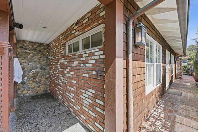 1820 Coast Boulevard, Del Mar, CA 92014