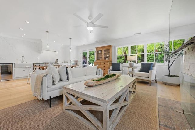 1820 Coast Boulevard, Del Mar, CA 92014