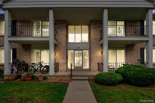 13900 Camelot Drive 84, Sterling Heights, MI 48312