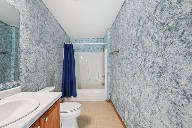 1078 4th STREET, Fond Du Lac, WI 54935