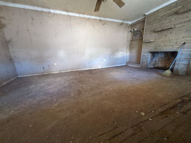 71 Oakwood Ln, Tullahoma, TN 37388