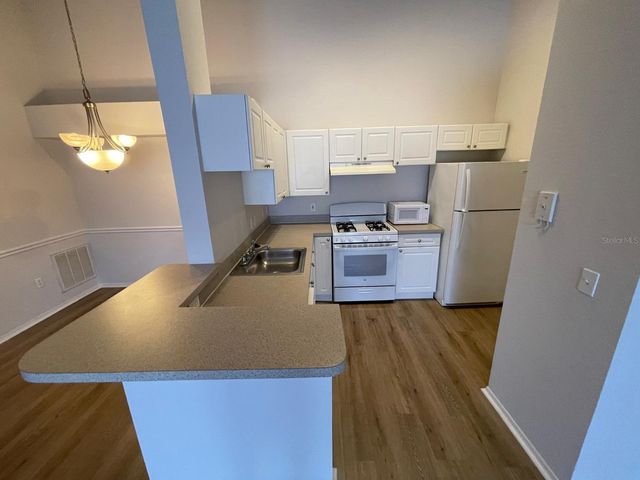 3379 S KIRKMAN ROAD 1032, Orlando, FL 32811