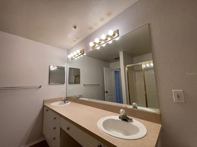 3379 S KIRKMAN ROAD 1032, Orlando, FL 32811