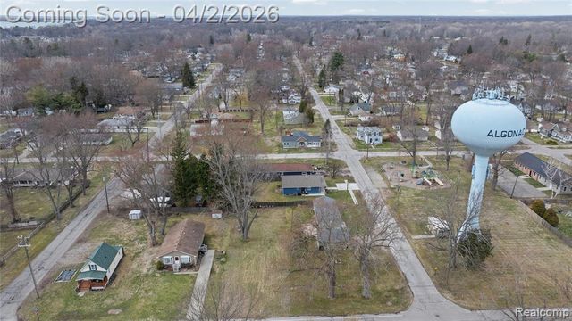 623 Columbia Street, Algonac, MI 48001