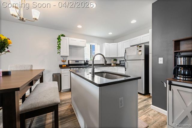 623 Columbia Street, Algonac, MI 48001