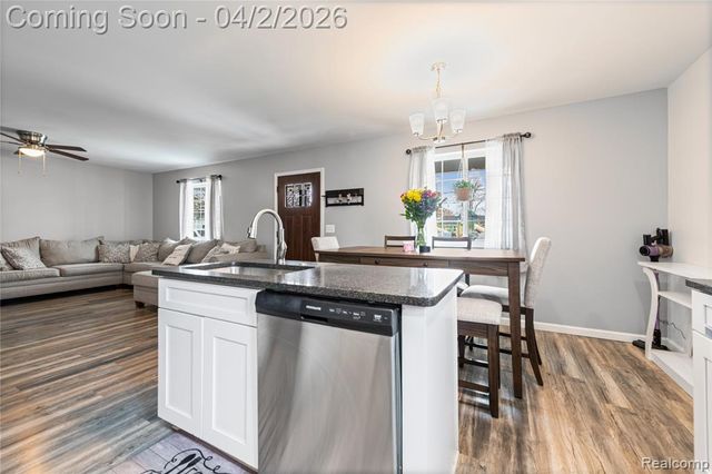 623 Columbia Street, Algonac, MI 48001