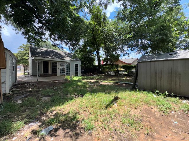 127 Blevins Street, Fort Worth, TX 76111