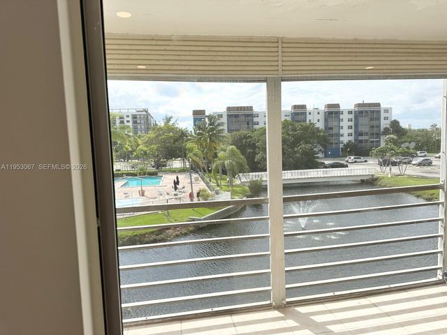 505 E Dania Beach Blvd 4-3J, Dania Beach, FL 33004