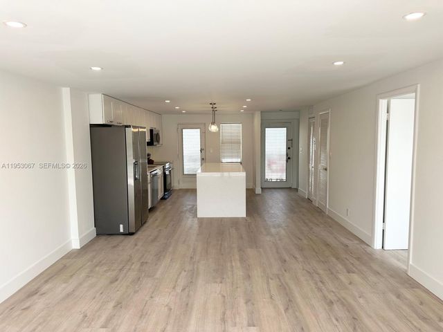 505 E Dania Beach Blvd 4-3J, Dania Beach, FL 33004