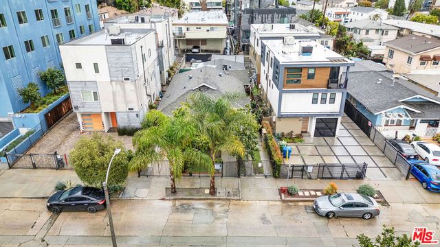 644 N Serrano Avenue, Los Angeles, CA 90004