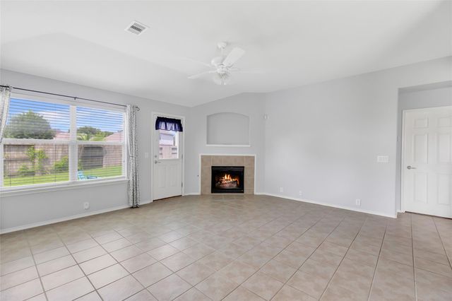 4601 Woodspring Acres Court, Houston, TX 77345