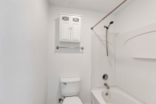 4601 Woodspring Acres Court, Houston, TX 77345