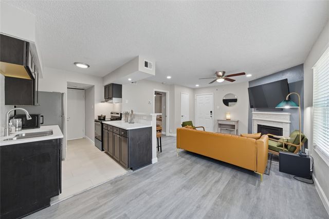 2750 Holly Hall Street 508, Houston, TX 77054