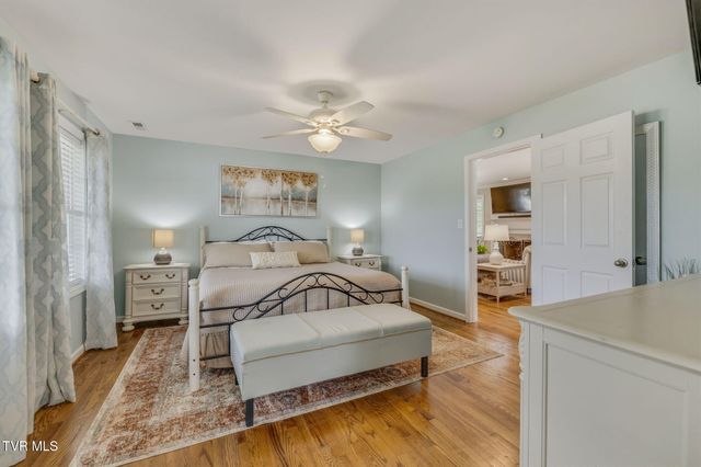 136 Meredith Circle, Johnson City, TN 37615