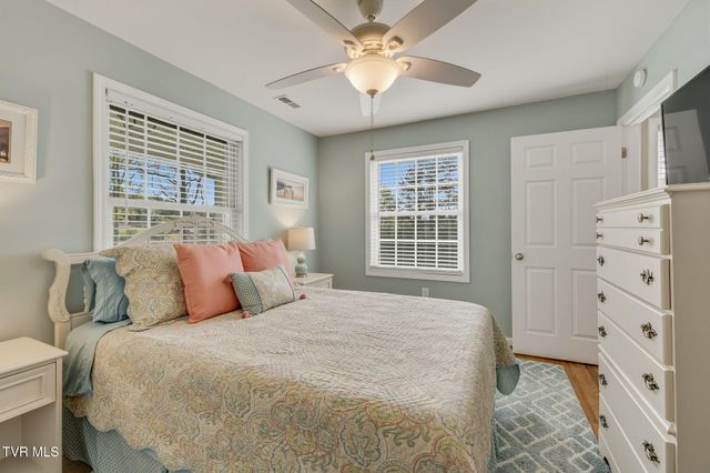 136 Meredith Circle, Johnson City, TN 37615