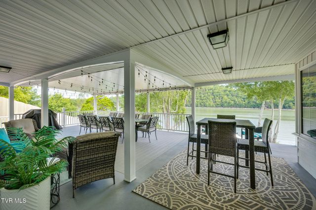 136 Meredith Circle, Johnson City, TN 37615